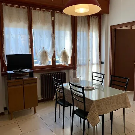 Albaimmo Apartman Milánó